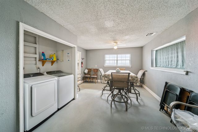 102 Saddle Lane, Oologah, OK 74053