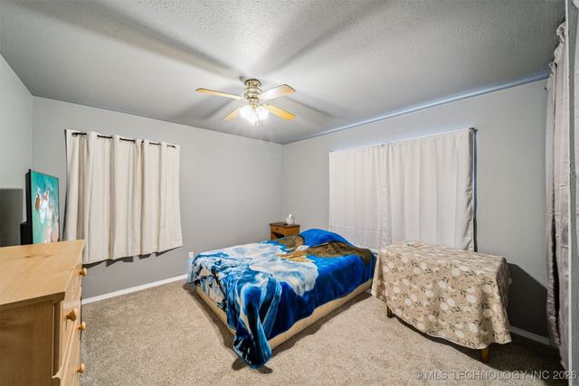 102 Saddle Lane, Oologah, OK 74053