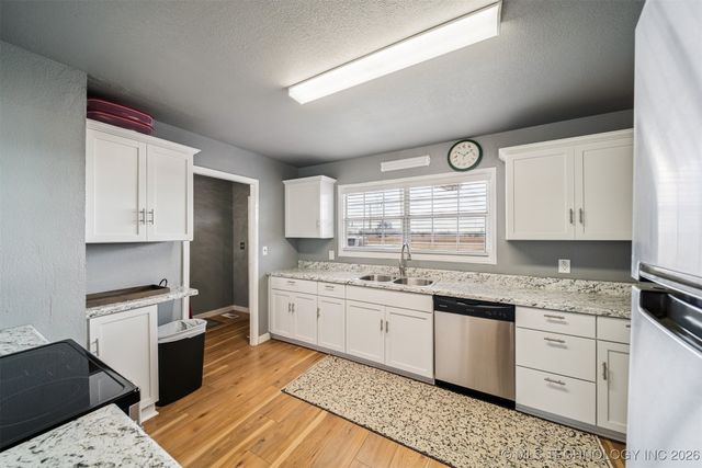 102 Saddle Lane, Oologah, OK 74053