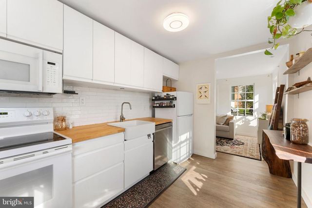 36 PARK AVE, Media, PA 19063