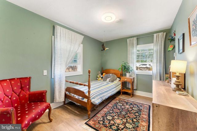 36 PARK AVE, Media, PA 19063