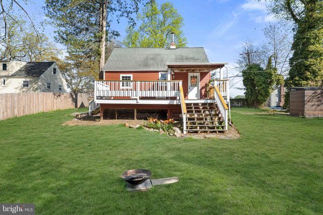 36 PARK AVE, Media, PA 19063