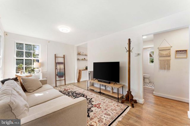 36 PARK AVE, Media, PA 19063