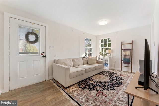 36 PARK AVE, Media, PA 19063