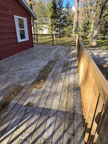 N6525 Laurmar Lane, Oneida, WI 54155