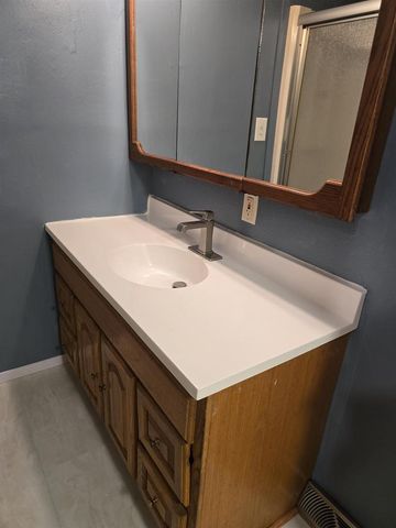 N6525 Laurmar Lane, Oneida, WI 54155