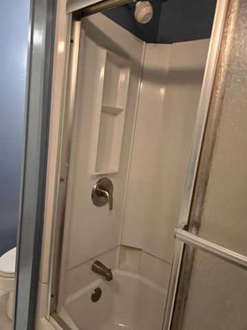 N6525 Laurmar Lane, Oneida, WI 54155