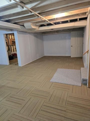 N6525 Laurmar Lane, Oneida, WI 54155