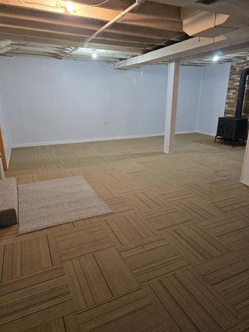 N6525 Laurmar Lane, Oneida, WI 54155