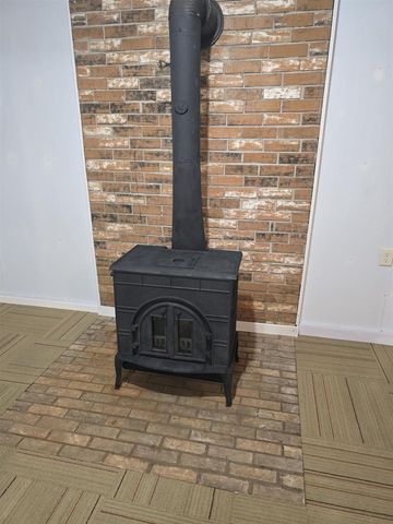 N6525 Laurmar Lane, Oneida, WI 54155