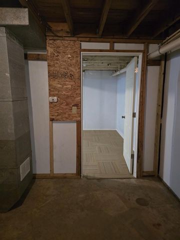 N6525 Laurmar Lane, Oneida, WI 54155