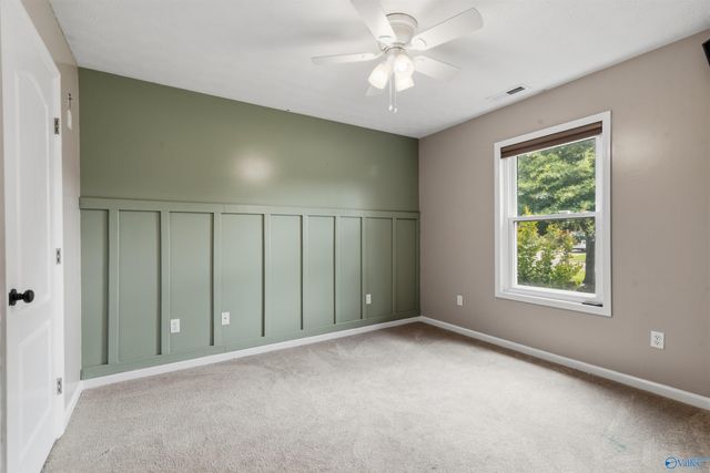 2101 SW Glenwood Drive, Hartselle, AL 35640
