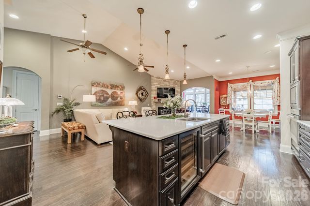 614 Pomegranate Place, Fort Mill, SC 29708