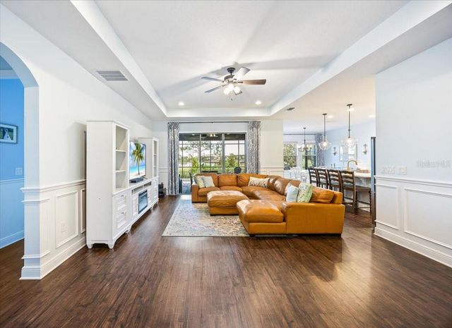 10043 LITTLE ALCOVE LOOP, Winter Garden, FL 34787