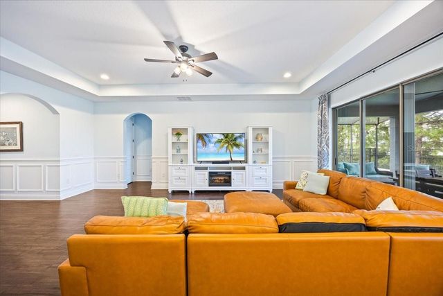 10043 LITTLE ALCOVE LOOP, Winter Garden, FL 34787
