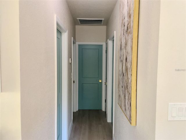 5516 GOLDEN DRIVE, Tampa, FL 33634