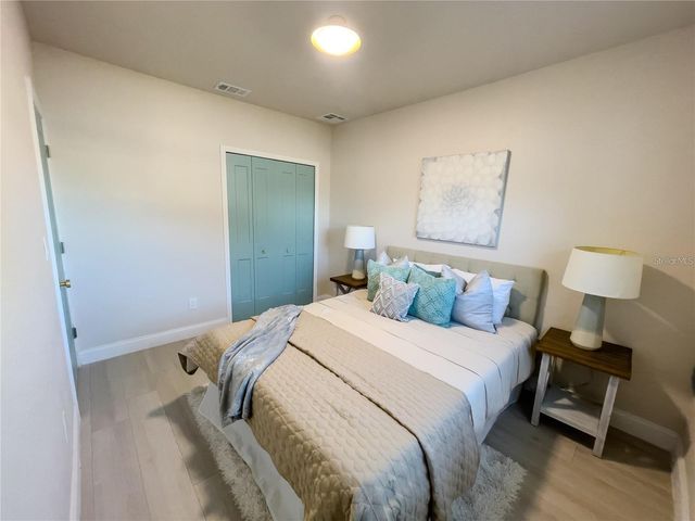 5516 GOLDEN DRIVE, Tampa, FL 33634