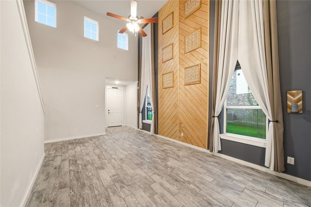 2705 Bernadino Drive, La Marque, TX 77568
