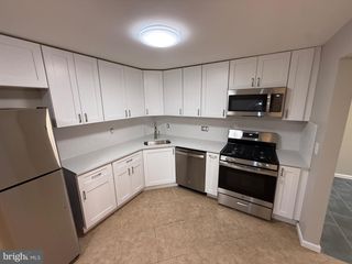 3339 HUNTLEY SQUARE DR #T, Temple Hills, MD 20748