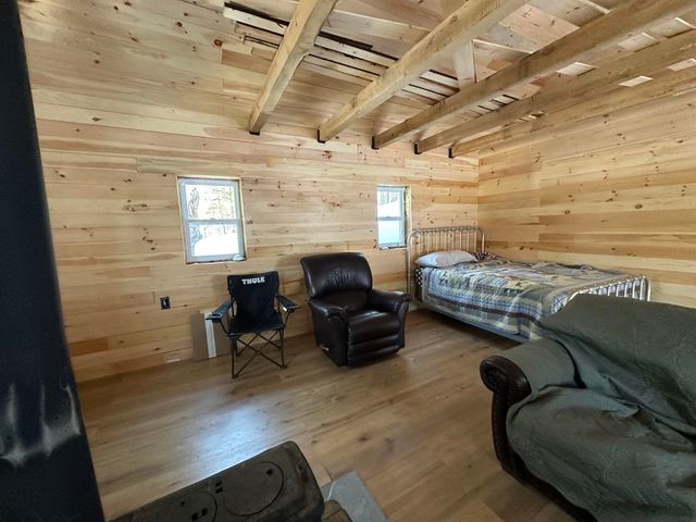 9 Dry Pond Road, Glover, VT 05839