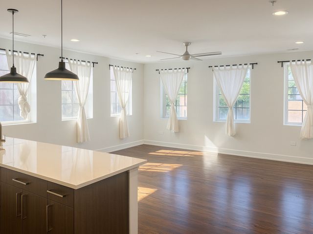 5055 S Dorchester Avenue 401, Chicago, IL 60615