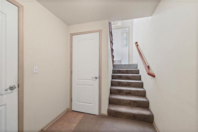 1232 NW Ashley Lane, Grain Valley, MO 64029