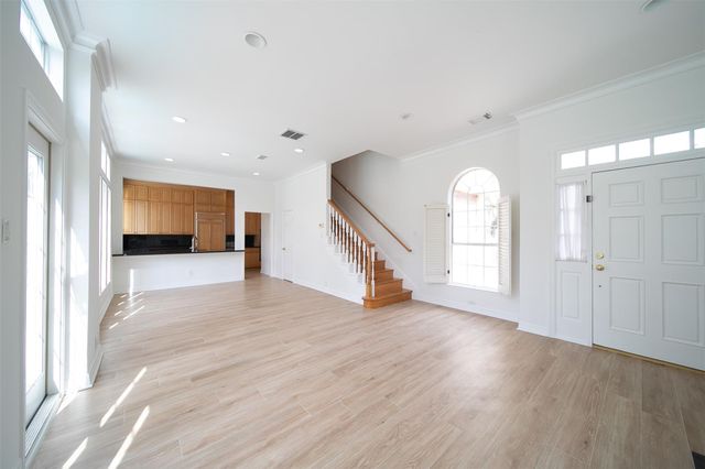 3114 Lake Street, Houston, TX 77098