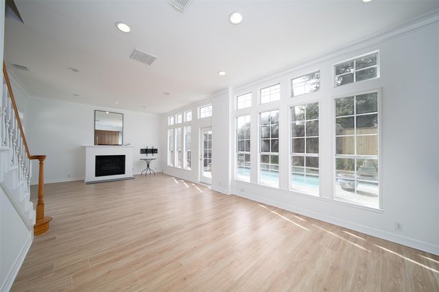 3114 Lake Street, Houston, TX 77098