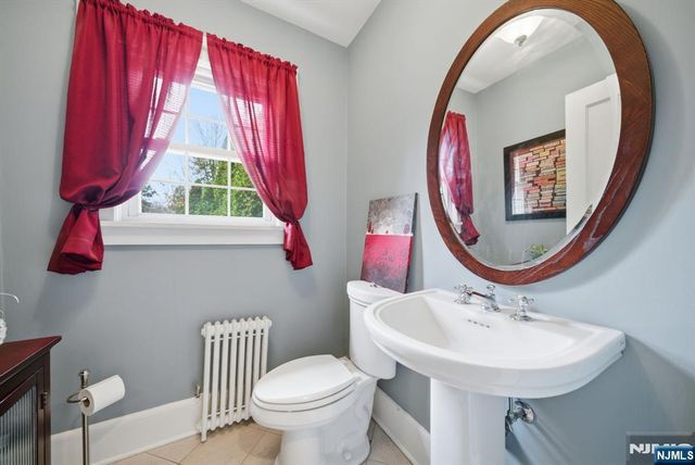 19 Crestview Road, Denville Township, NJ 07834