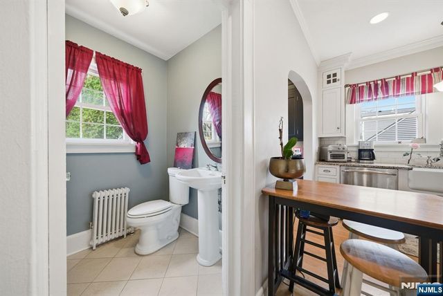 19 Crestview Road, Denville Township, NJ 07834