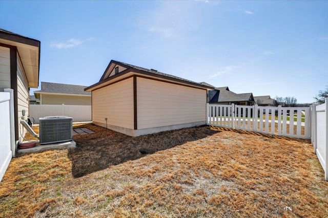 201 Cane River RD, Pflugerville, TX 78660