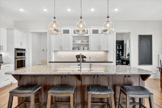 7604 E 250th Street, Elko New Market, MN 55020