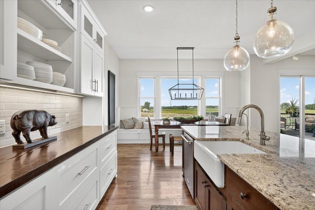 7604 E 250th Street, Elko New Market, MN 55020