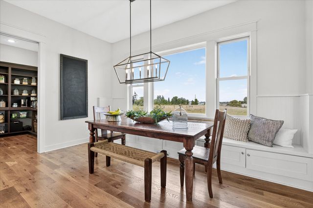 7604 E 250th Street, Elko New Market, MN 55020