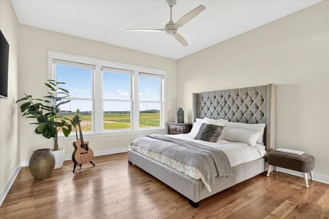 7604 E 250th Street, Elko New Market, MN 55020