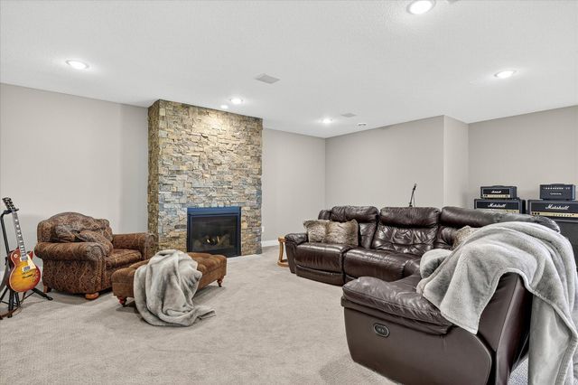 7604 E 250th Street, Elko New Market, MN 55020