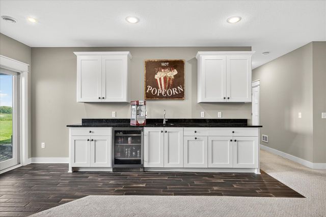 7604 E 250th Street, Elko New Market, MN 55020