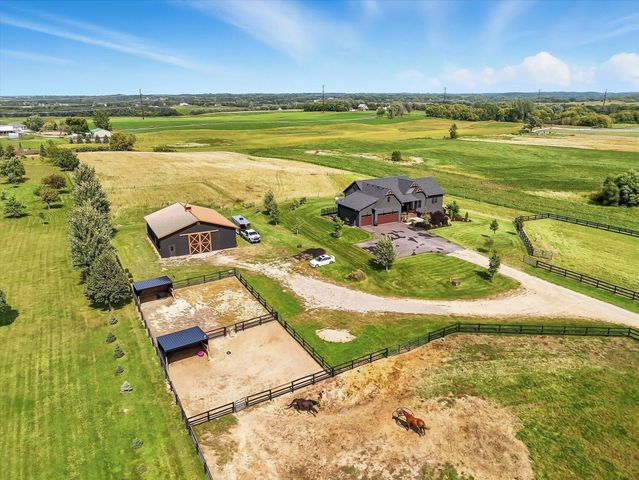 7604 E 250th Street, Elko New Market, MN 55020