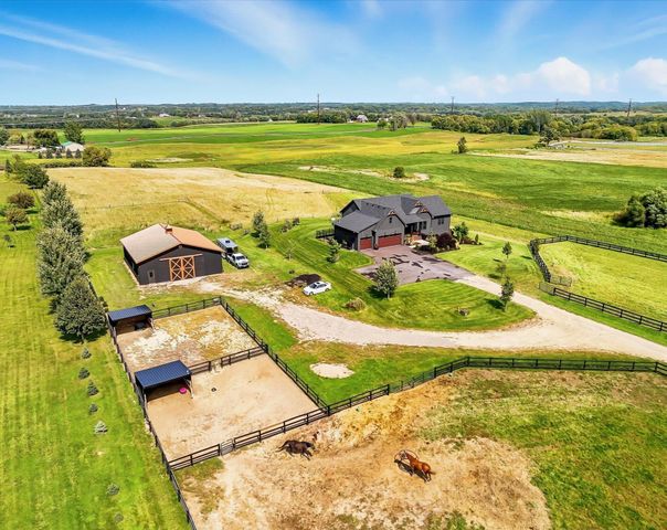 7604 E 250th Street, Elko New Market, MN 55020