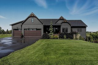 7604 E 250th Street, Elko New Market, MN 55020