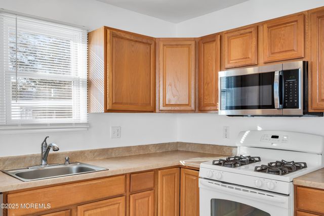 315 Elizabeth Avenue, Toms River, NJ 08757