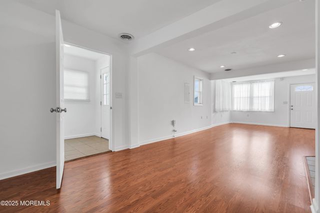 315 Elizabeth Avenue, Toms River, NJ 08757