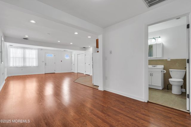 315 Elizabeth Avenue, Toms River, NJ 08757