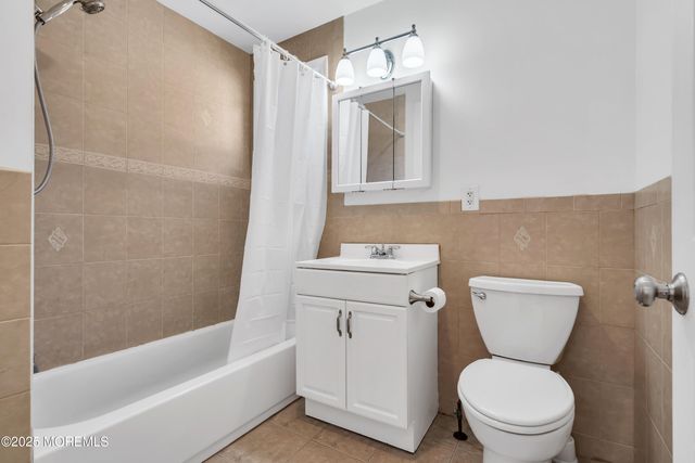 315 Elizabeth Avenue, Toms River, NJ 08757