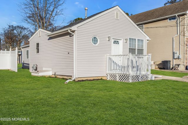 315 Elizabeth Avenue, Toms River, NJ 08757