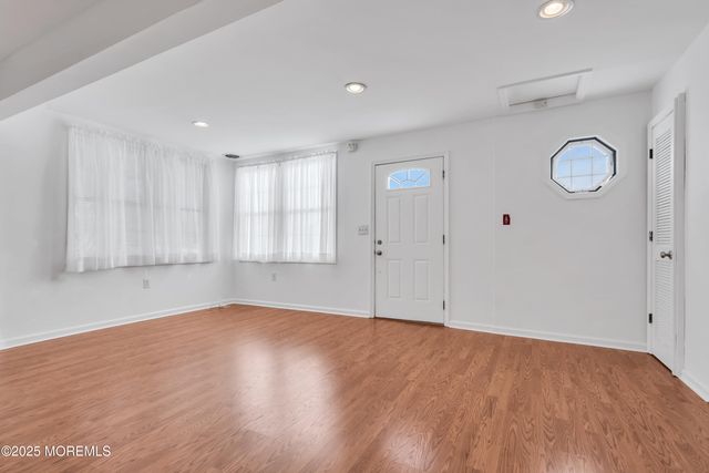 315 Elizabeth Avenue, Toms River, NJ 08757