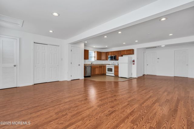 315 Elizabeth Avenue, Toms River, NJ 08757