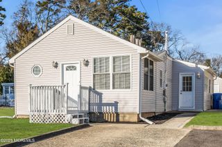 315 Elizabeth Avenue, Toms River, NJ 08757