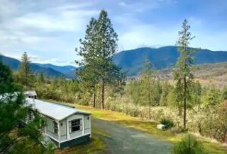 1050 Wards Creek Road, Rogue River, OR 97537