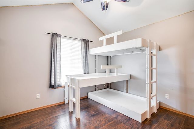 8811 W Britton Ct, Wichita, KS 67205